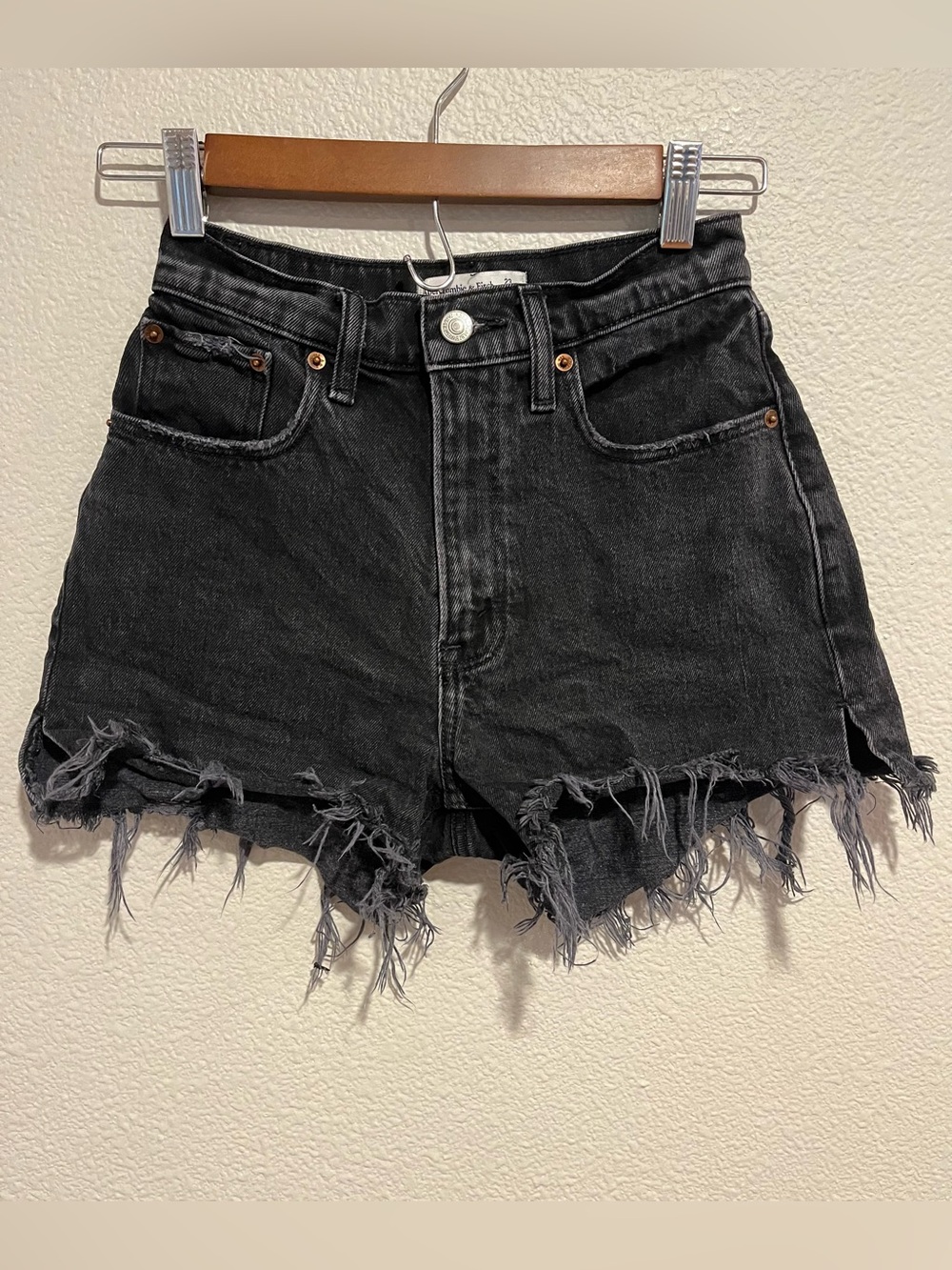 Abercrombie & Fitch High Rise Mom Denim Shorts Festival 23 XS